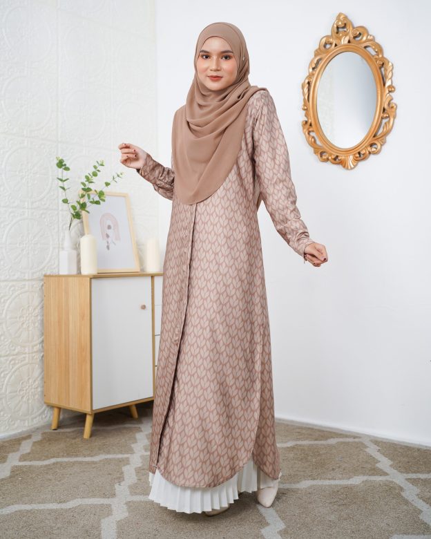 Medi Dress Leiseka Laluna X MCC - Saddle Fern
