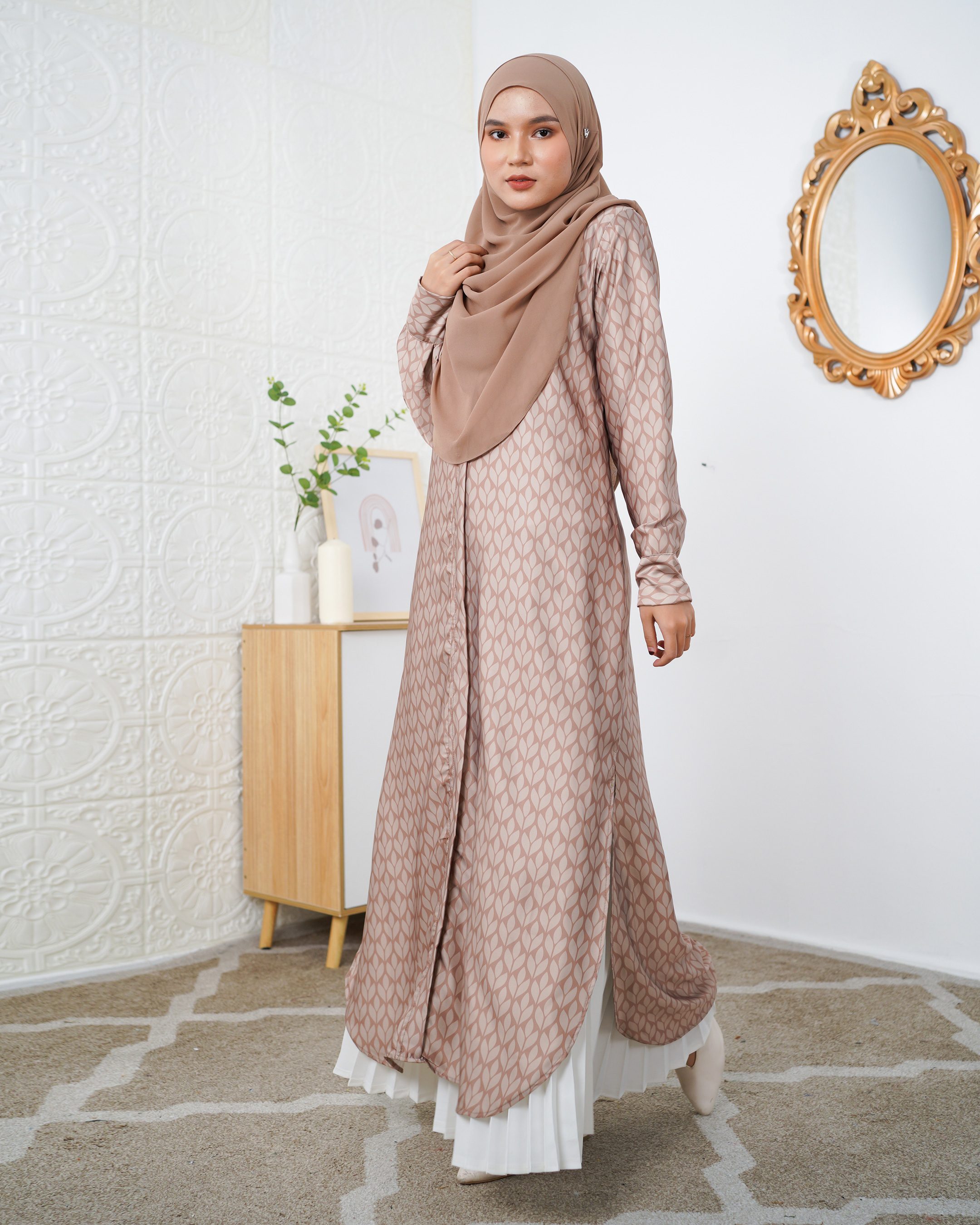 Medi Dress Leiseka Laluna X MCC - Saddle Fern