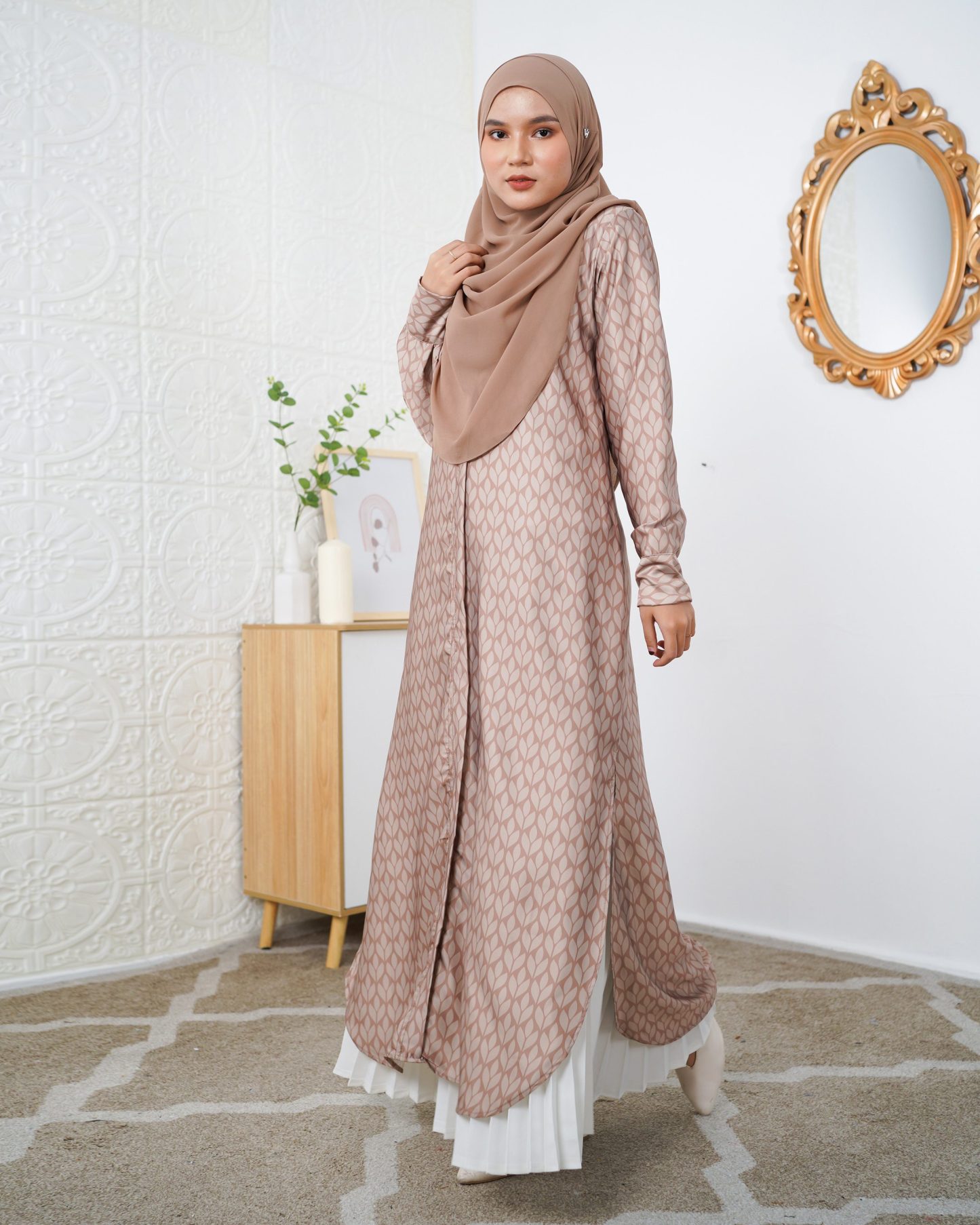 Medi Dress Leiseka Laluna X MCC - Saddle Fern