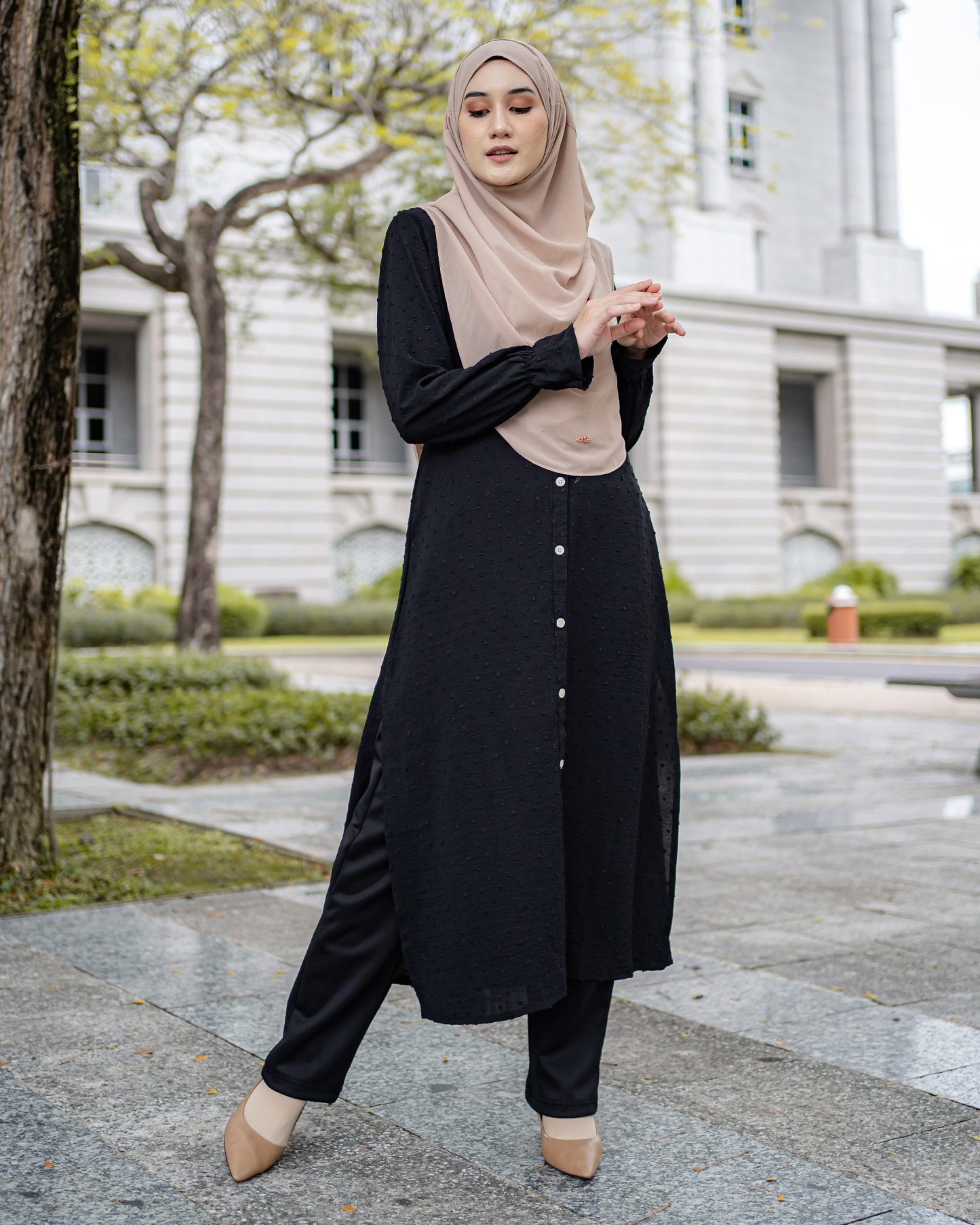 Medi Dress Letitia Laluna X MCC - Matte Black