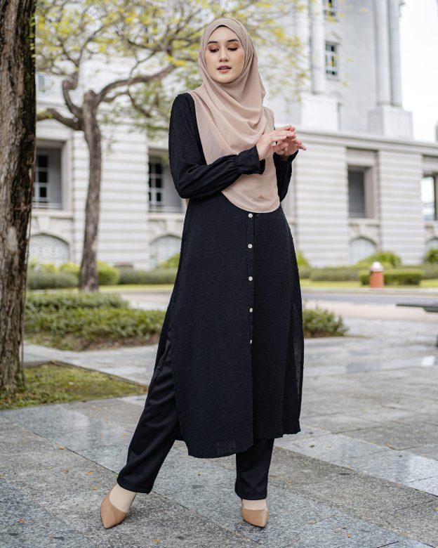 Medi Dress Letitia Laluna X MCC - Matte Black