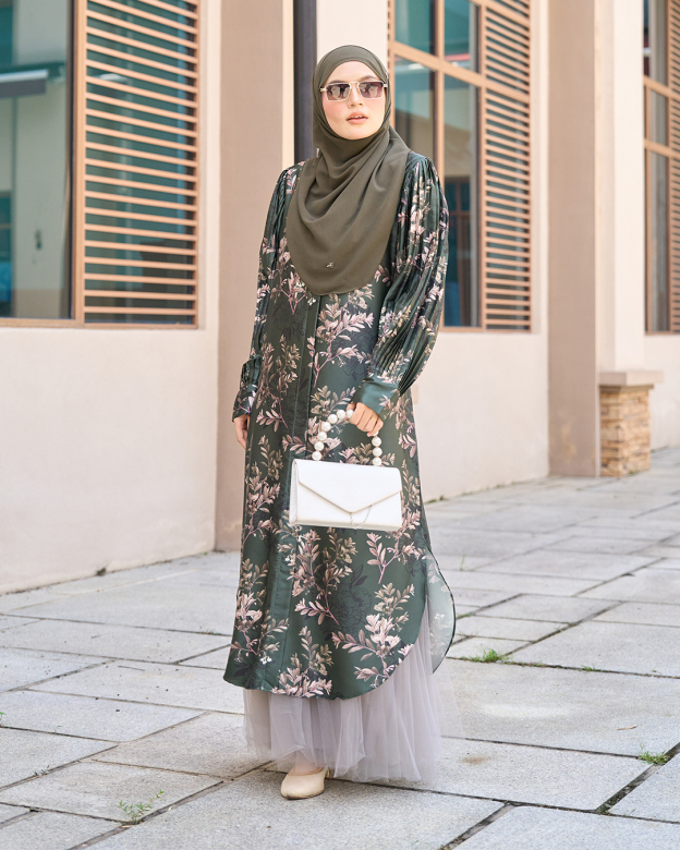 Medi Dress Satin Pleated Lyca Baloon Sleeve – Primrose Emerald Green