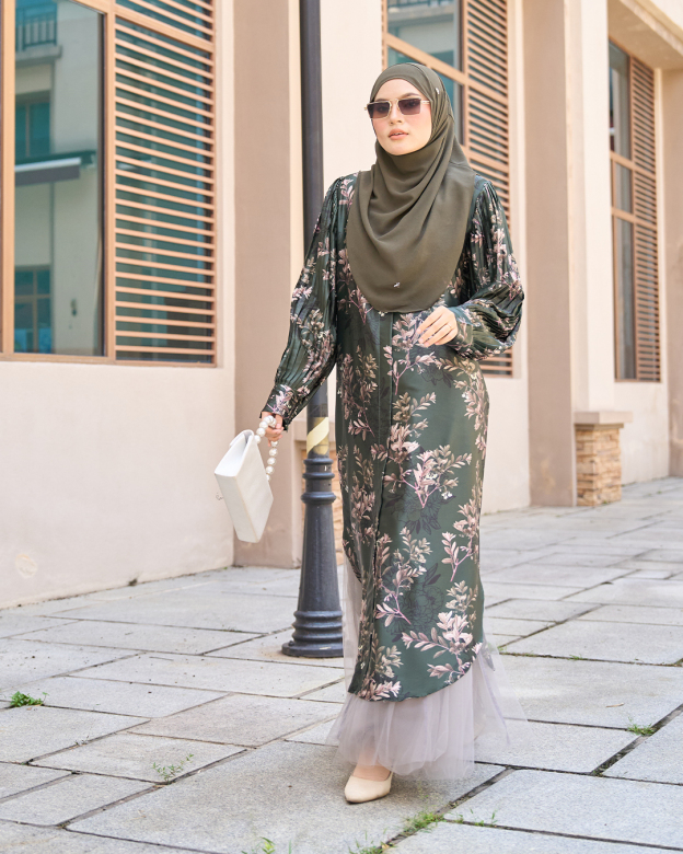 Medi Dress Satin Pleated Lyca Baloon Sleeve – Primrose Emerald Green