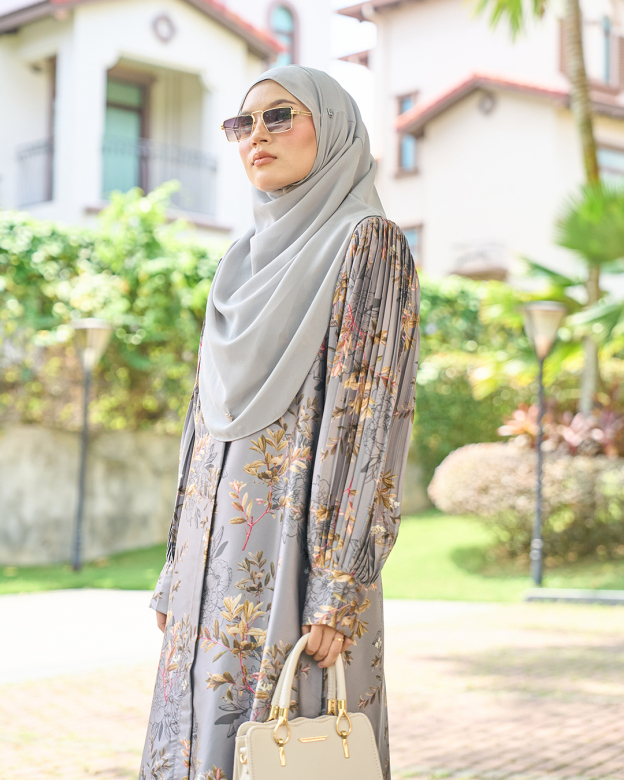 Medi Dress Satin Pleated Lyca Baloon Sleeve – Primrose Grey