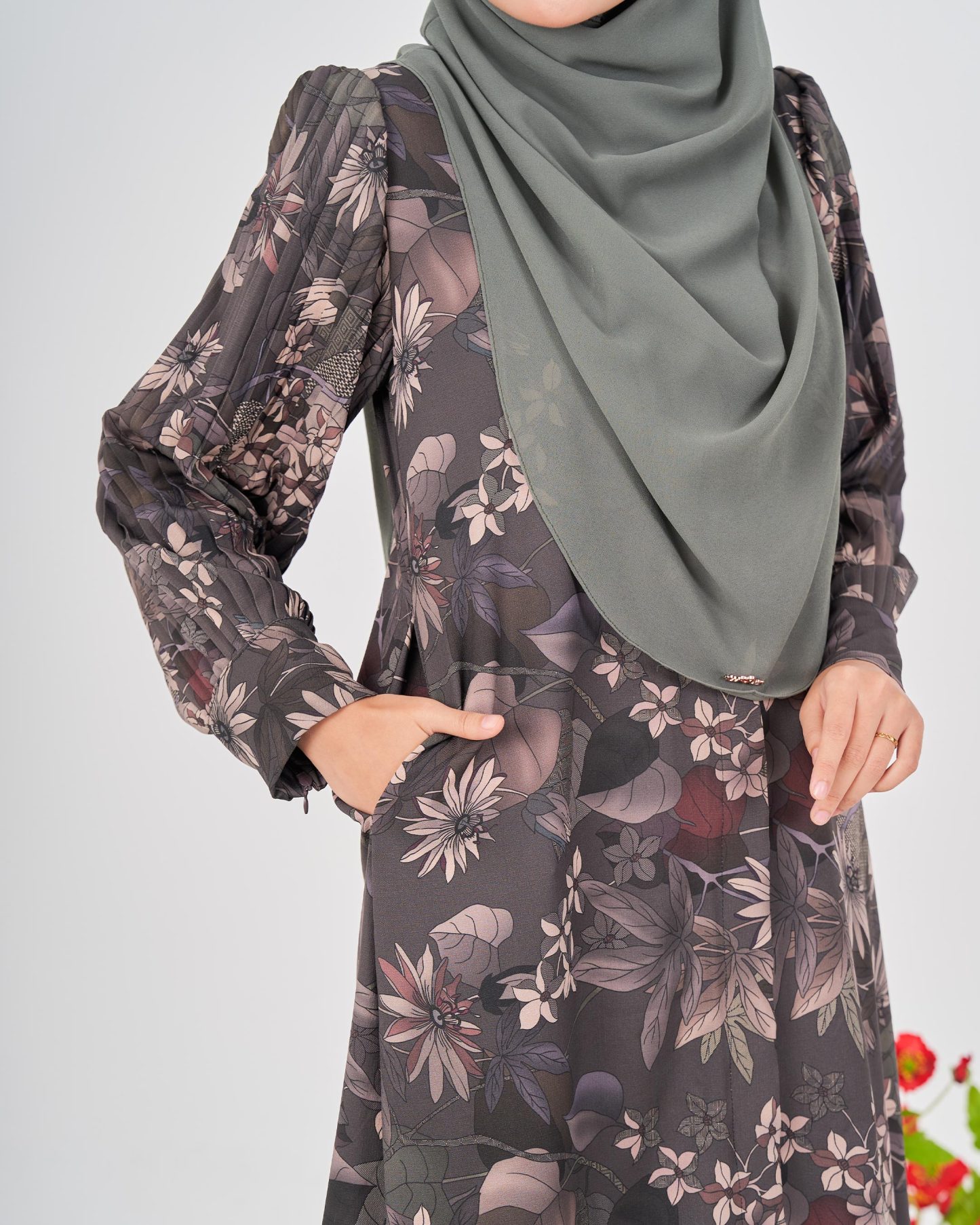 Medi Dress Pleated Lyra - Grey Bistre