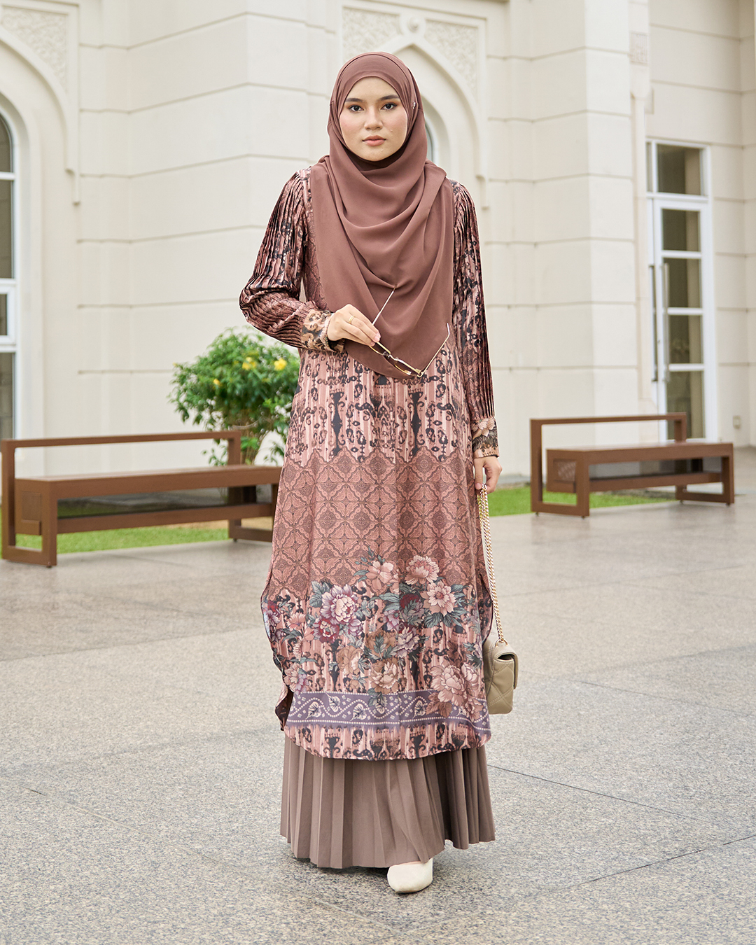 Medi Dress Pleated Lyra – Isadora Dessert