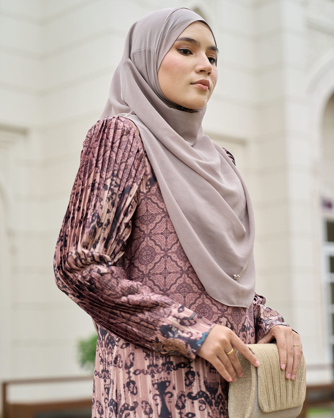 Medi Dress Pleated Lyra – Isadora Queen