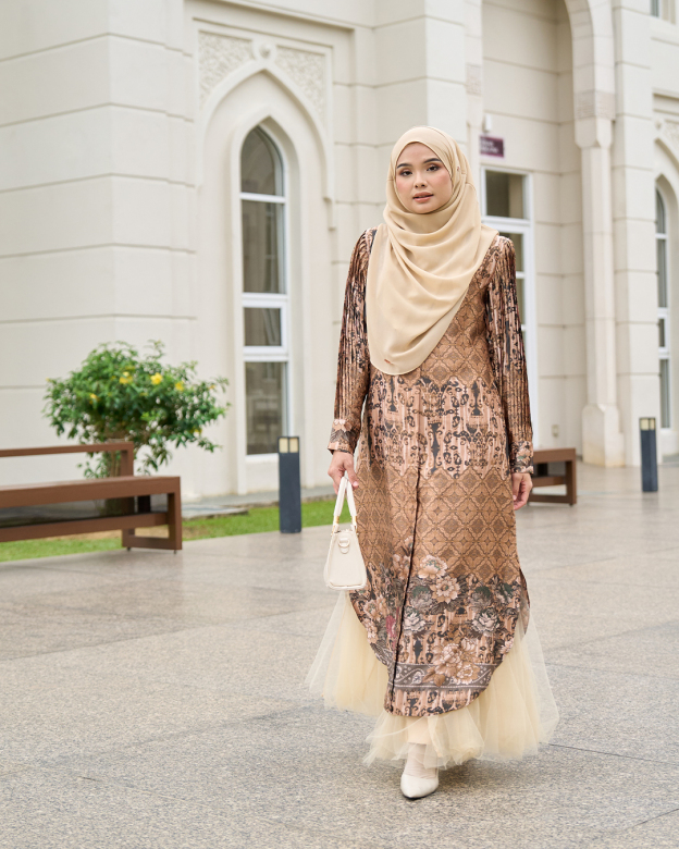 Medi Dress Pleated Lyra – Isadora Tan