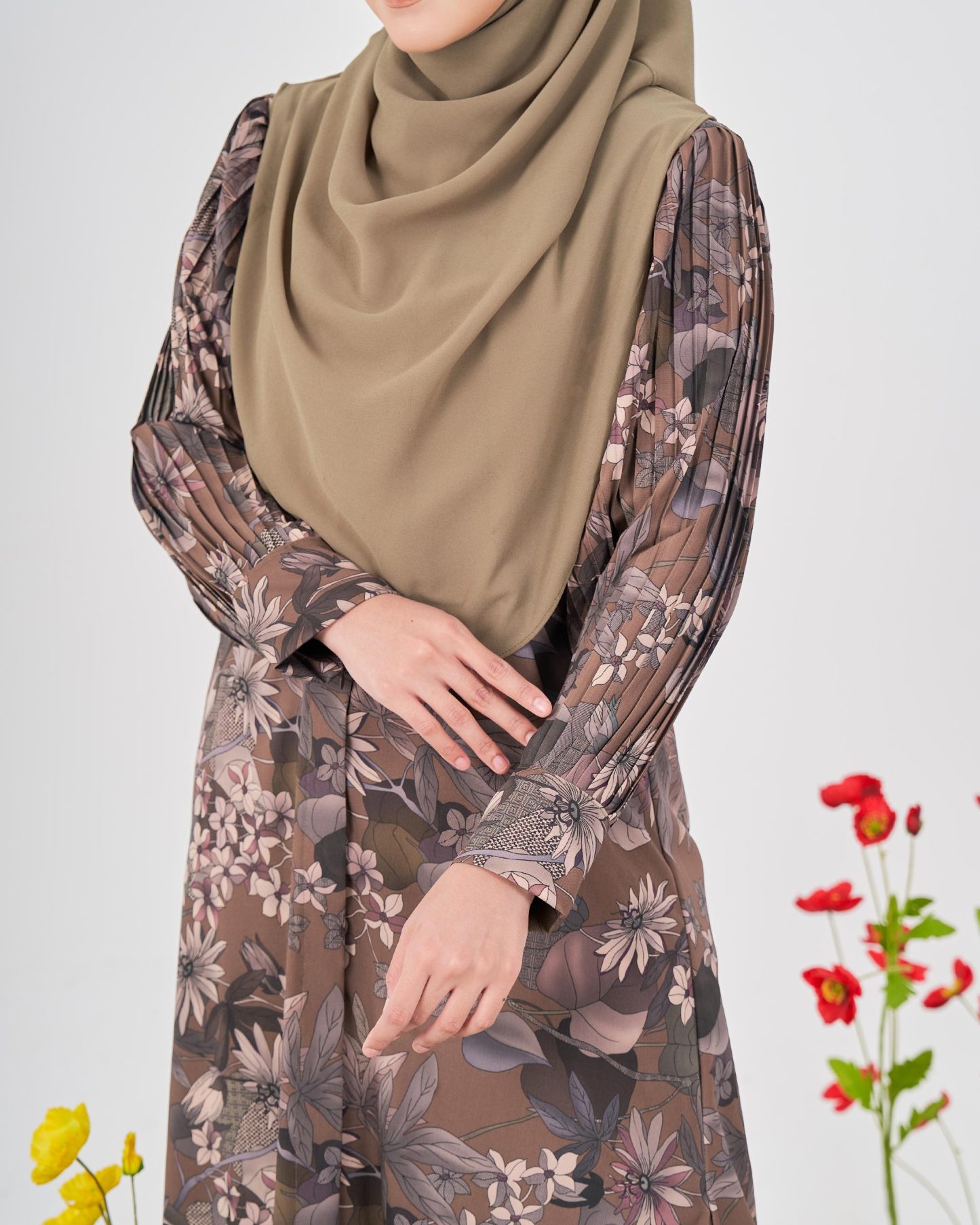 Medi Dress Pleated Lyra - Taupe Coffee