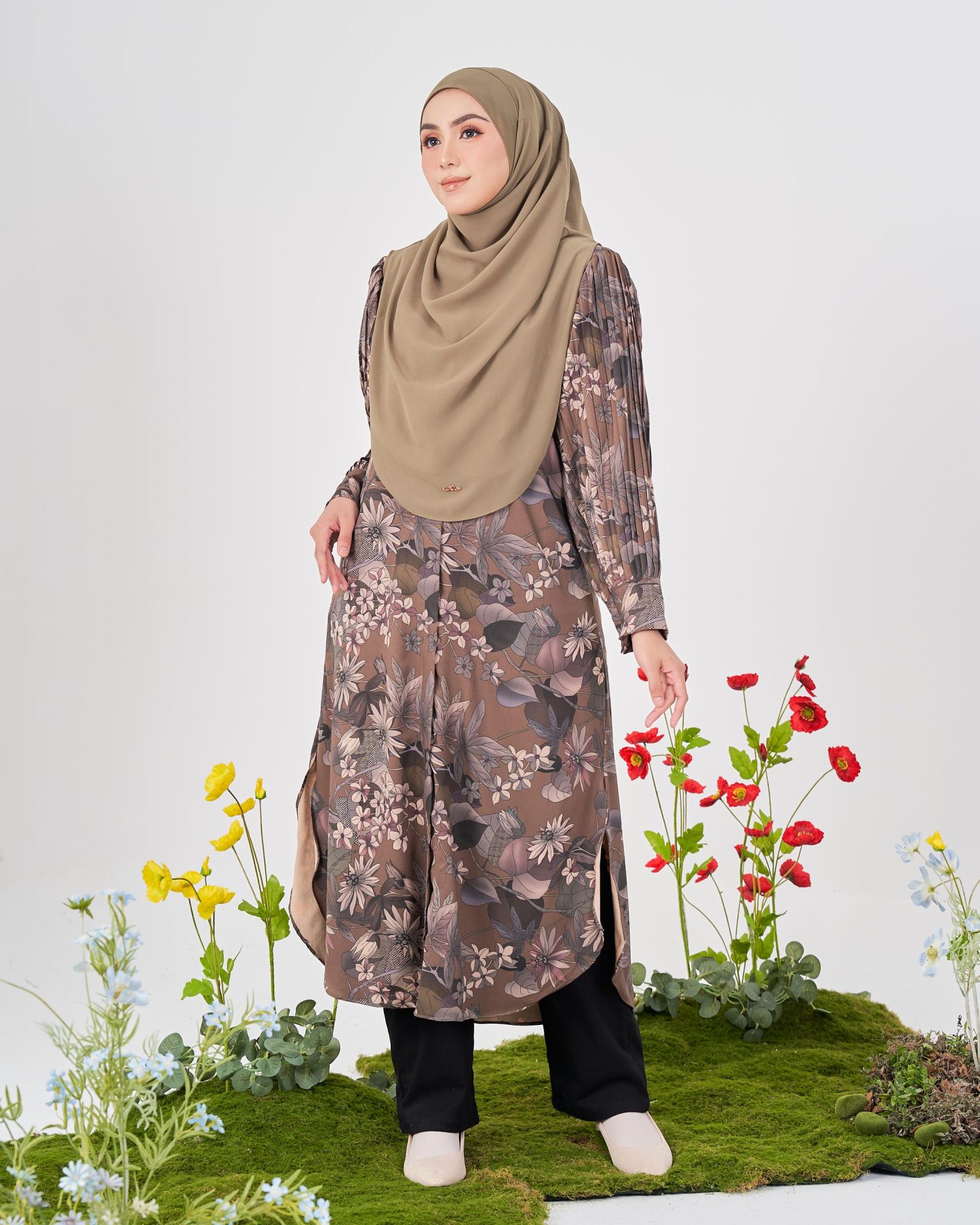 Medi Dress Pleated Lyra - Taupe Coffee