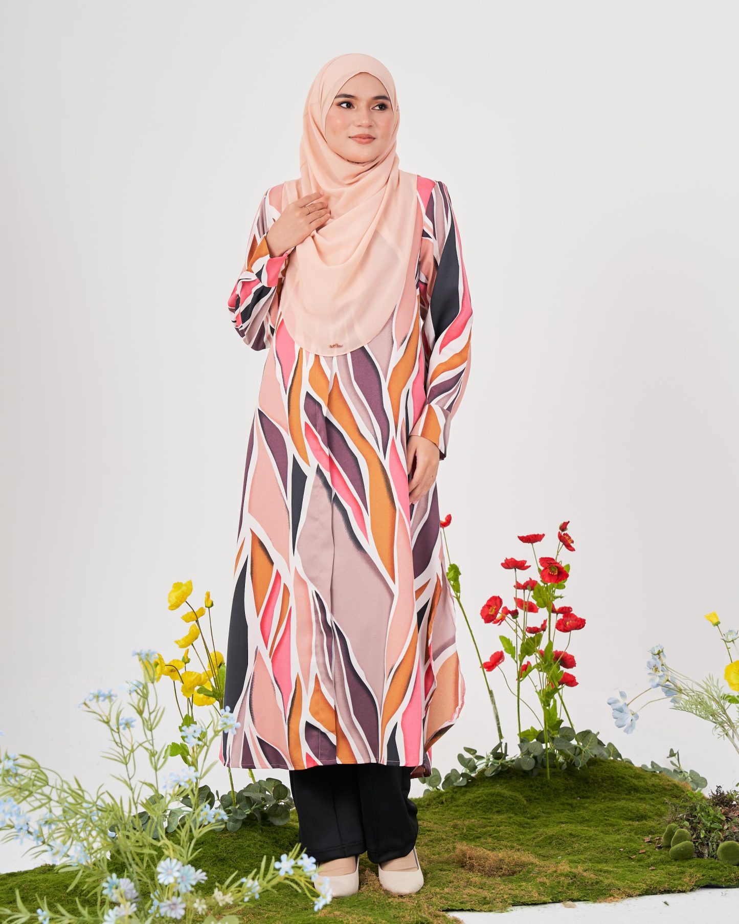 Medi Dress Valeda - Senada Pink