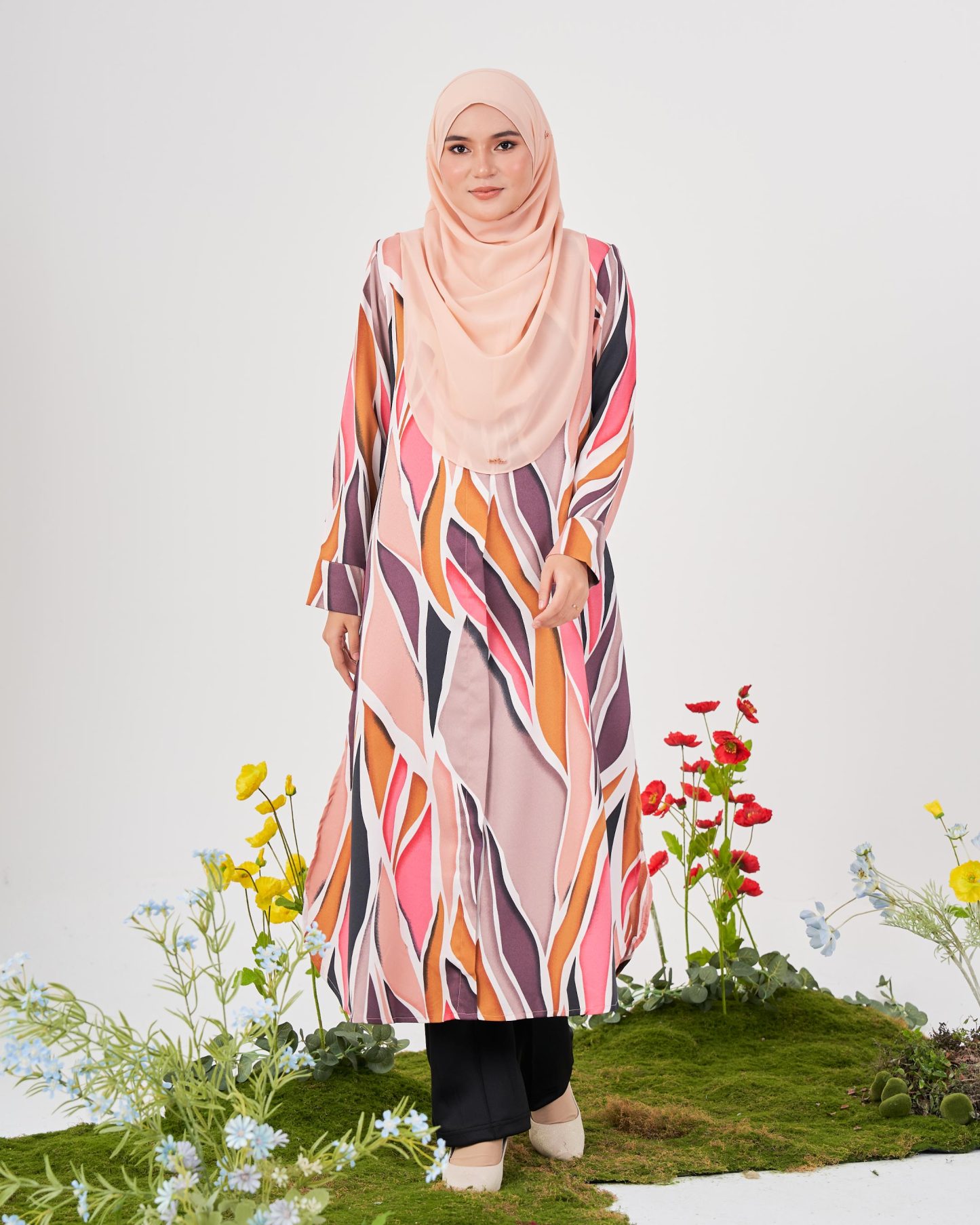 Medi Dress Valeda - Senada Pink