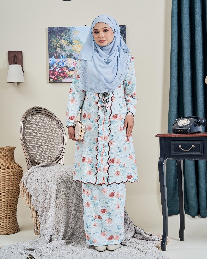 Baju Kebarung Sulam Adelisa