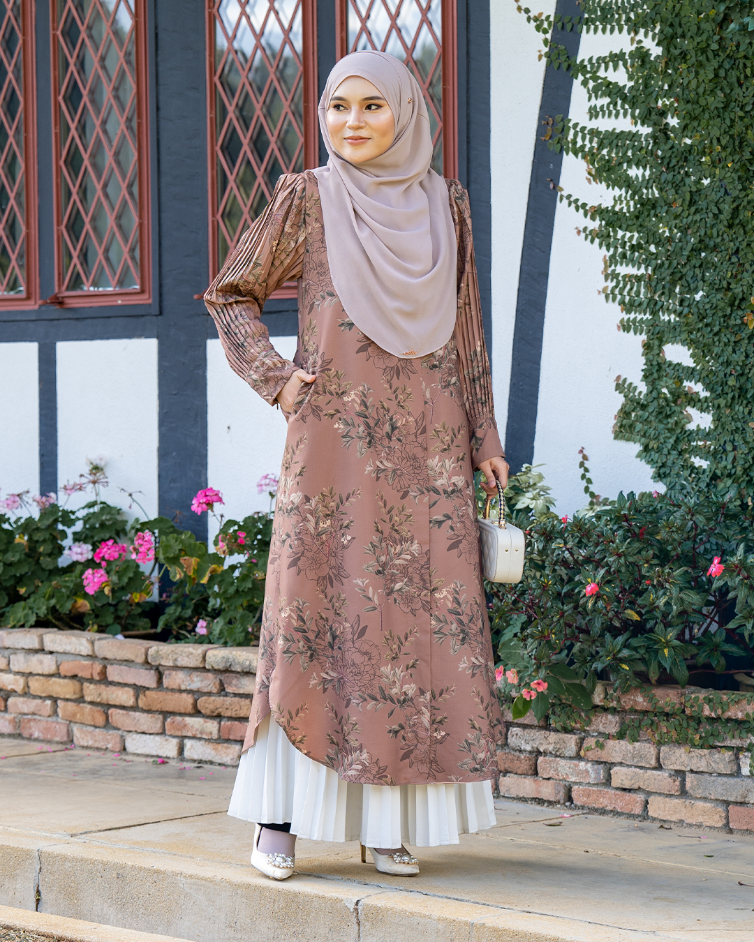 Medi Dress Pleated Lyra - Jasmine Camel Brown