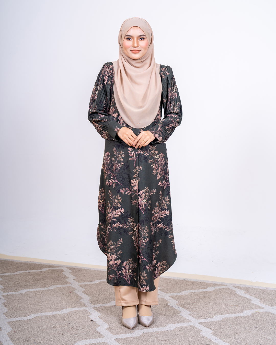 Medi Dress Pleated Lyra - Jasmine Army Green