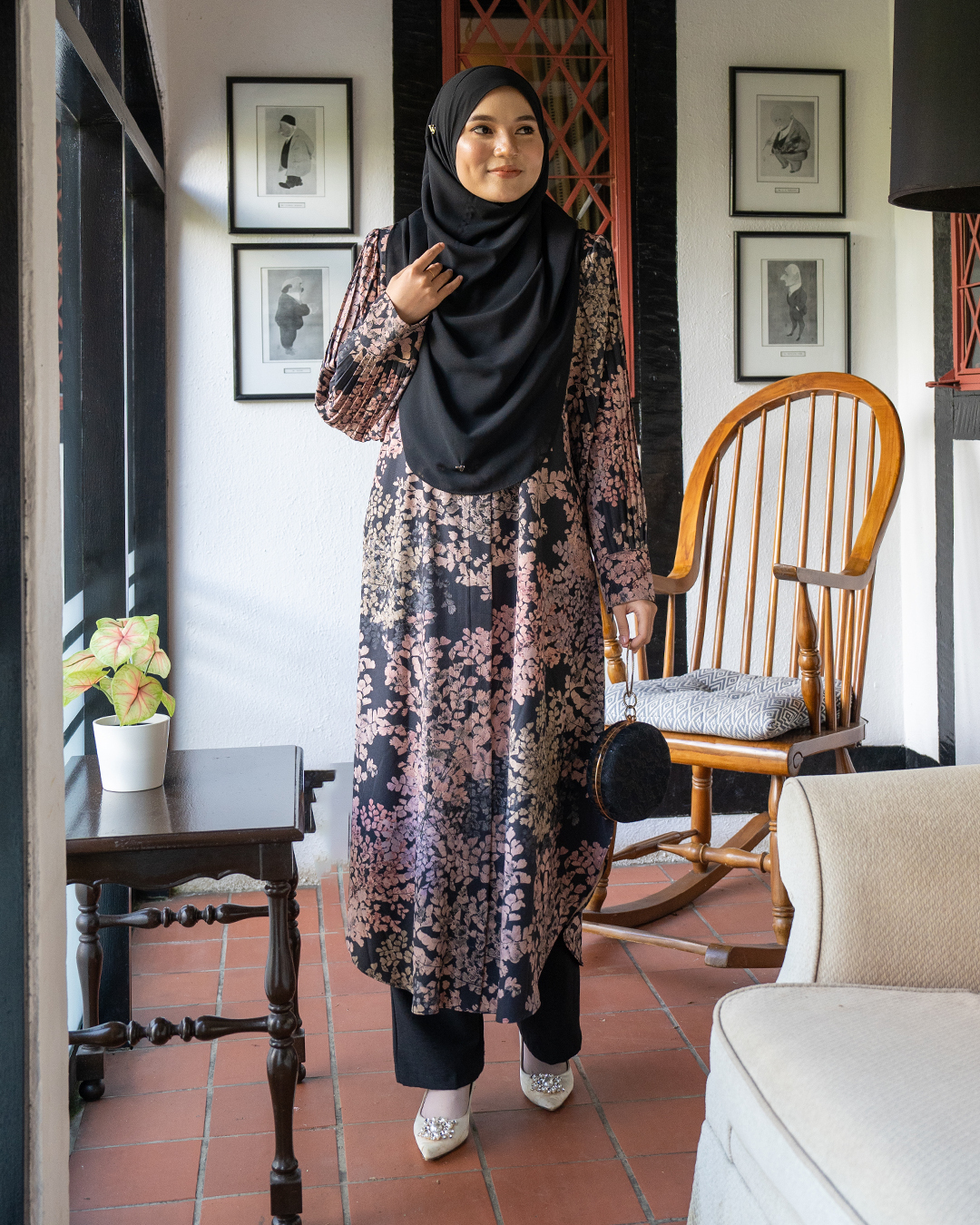 Medi Dress Pleated Lyra - Sakura Black Juillet