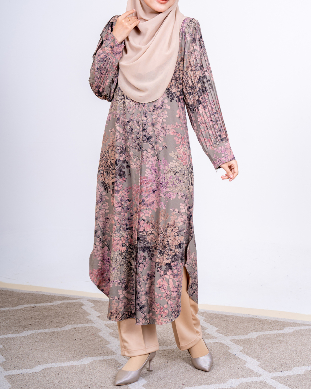 Medi Dress Pleated Lyra - Sakura Dusty Pistachio