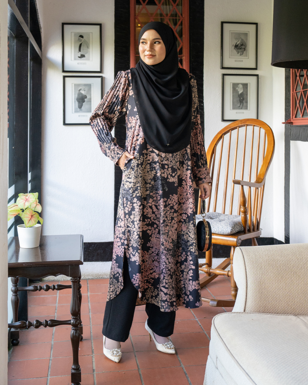 Medi Dress Pleated Lyra - Sakura Black Juillet