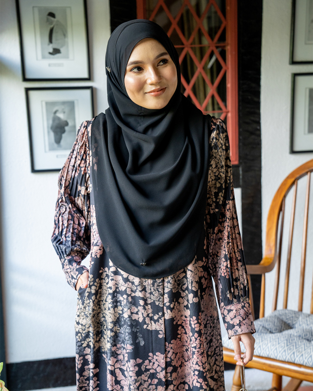 Medi Dress Pleated Lyra - Sakura Black Juillet