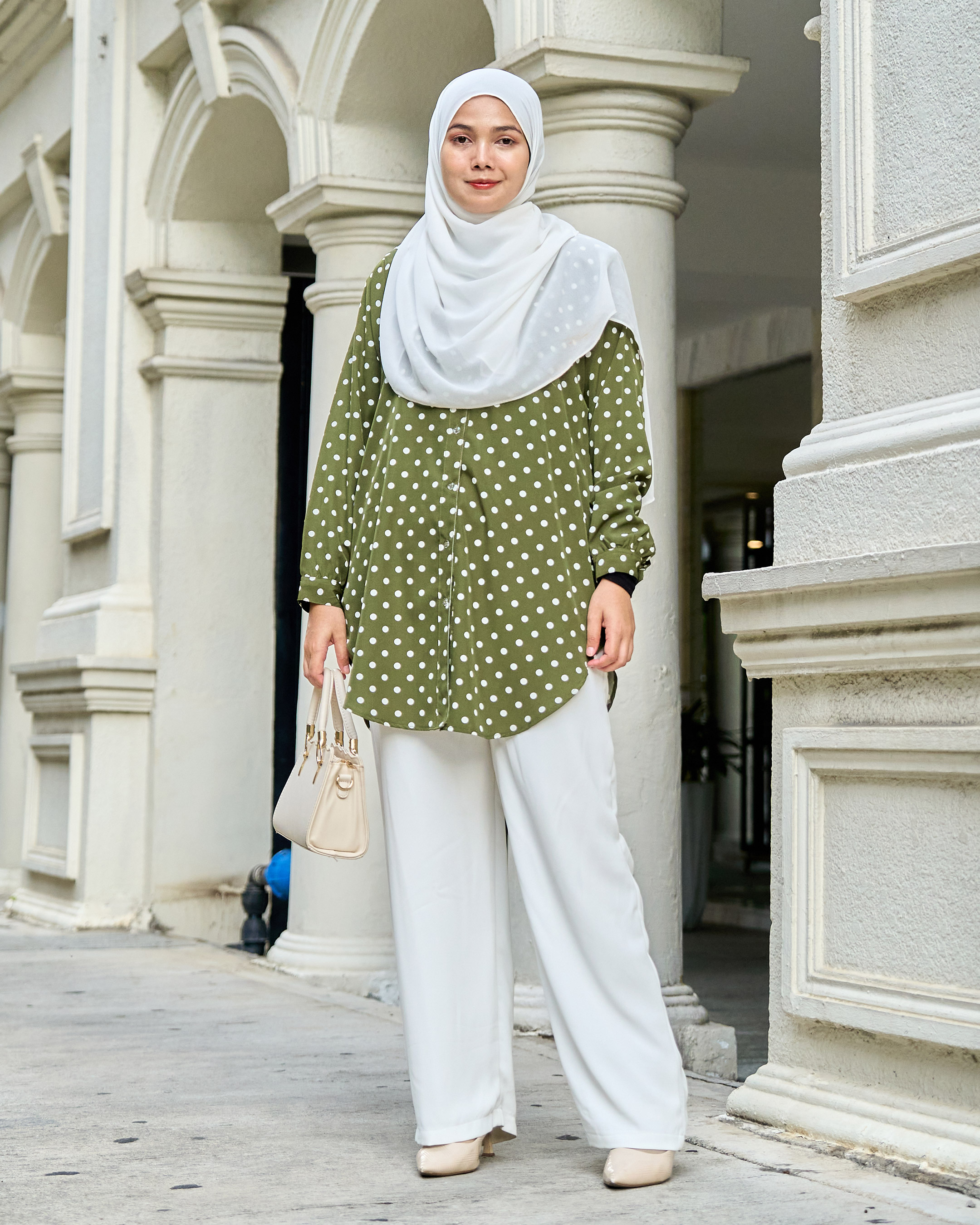 Blouse Nazifa - Polka Olive