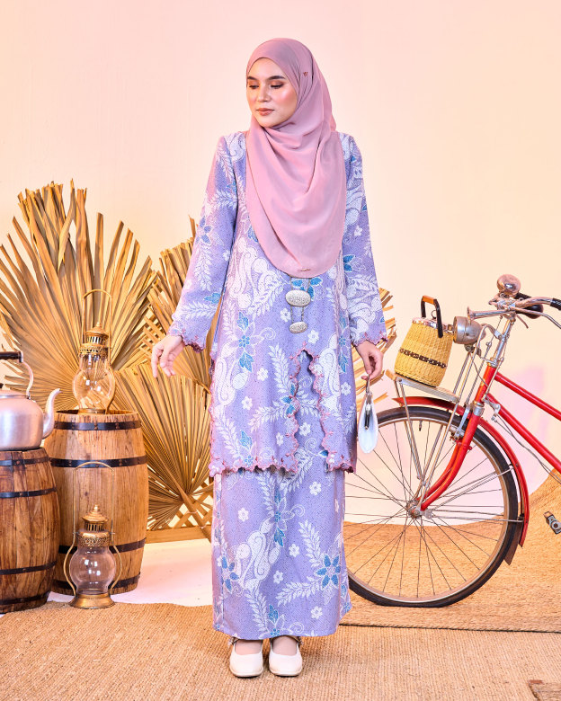 Baju Kurung Sulam Batik Alora