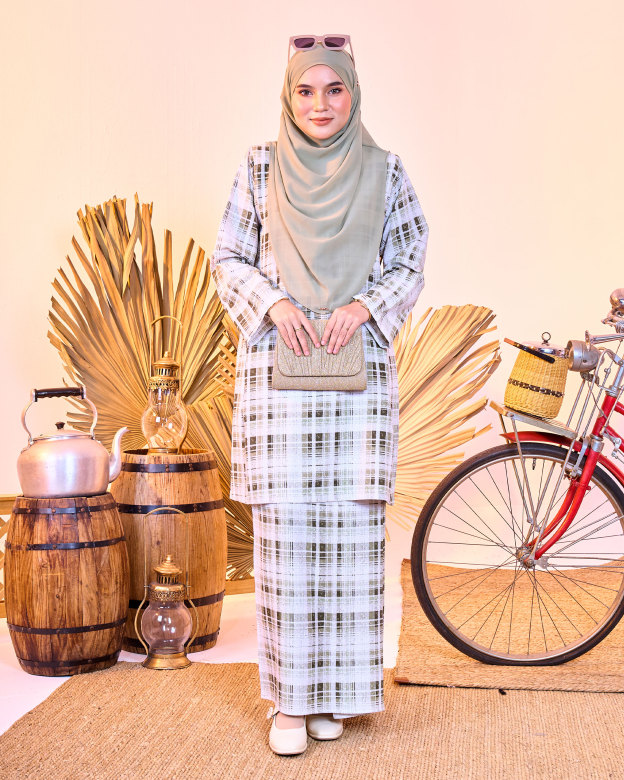 Baju Kurung Pahang Lysandra Laluna X MCC
