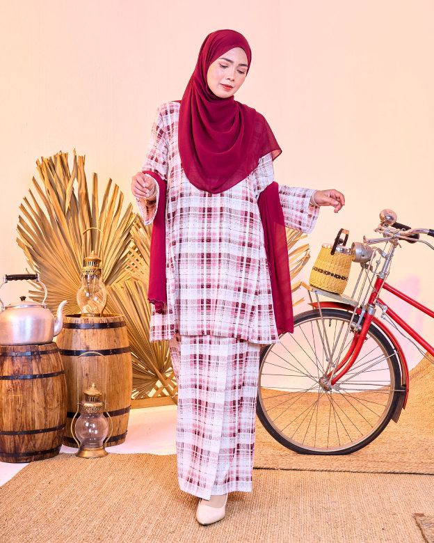 Baju Kurung Pahang Lysandra Laluna X MCC