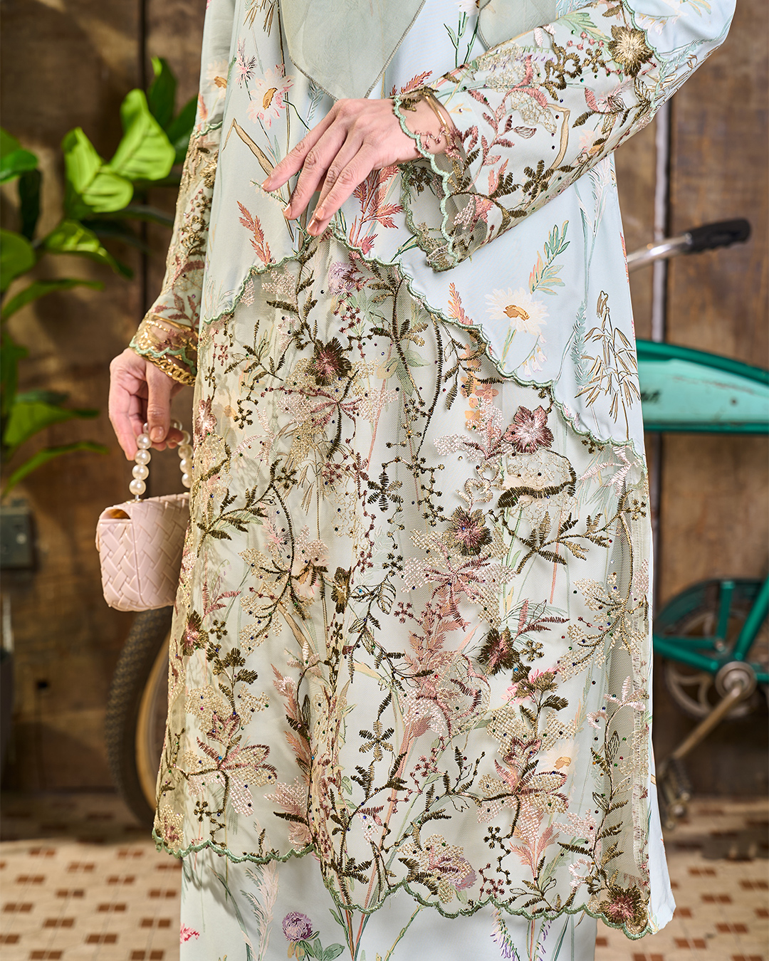 Baju Kurung Moden Sulam Lace Maryam - Yara