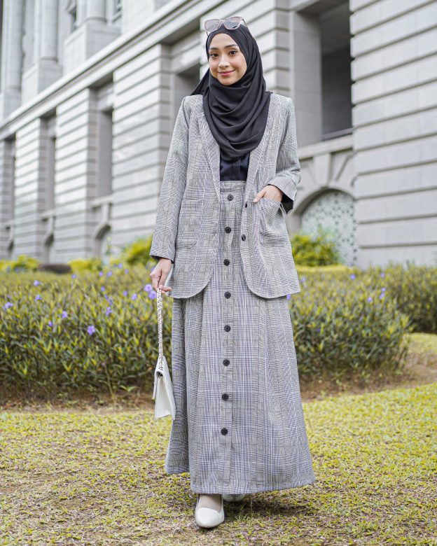 Skirt Button Karina Laluna X MCC - Lava Grey