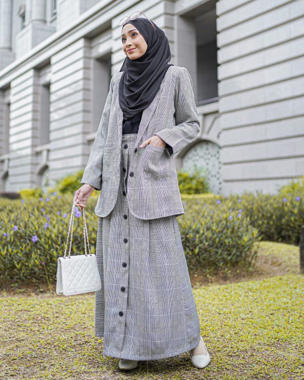 Skirt Button Karina Laluna X MCC - Lava Grey