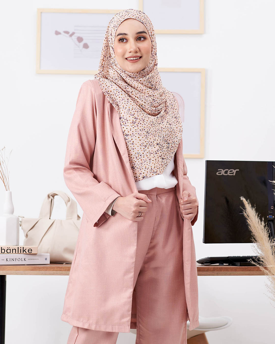 One Suits Blazer Leeta Laluna X MCC - Light Peachy