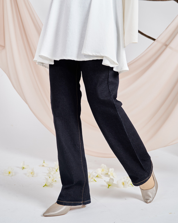 Pants Jeans Denim Della - Inky Black