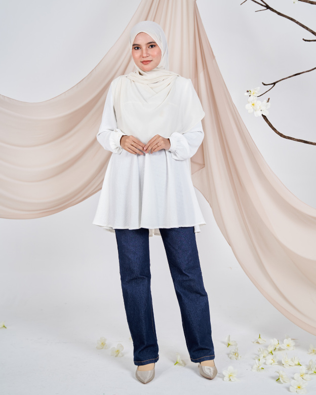 Pants Jeans Denim Della - Inky Blue