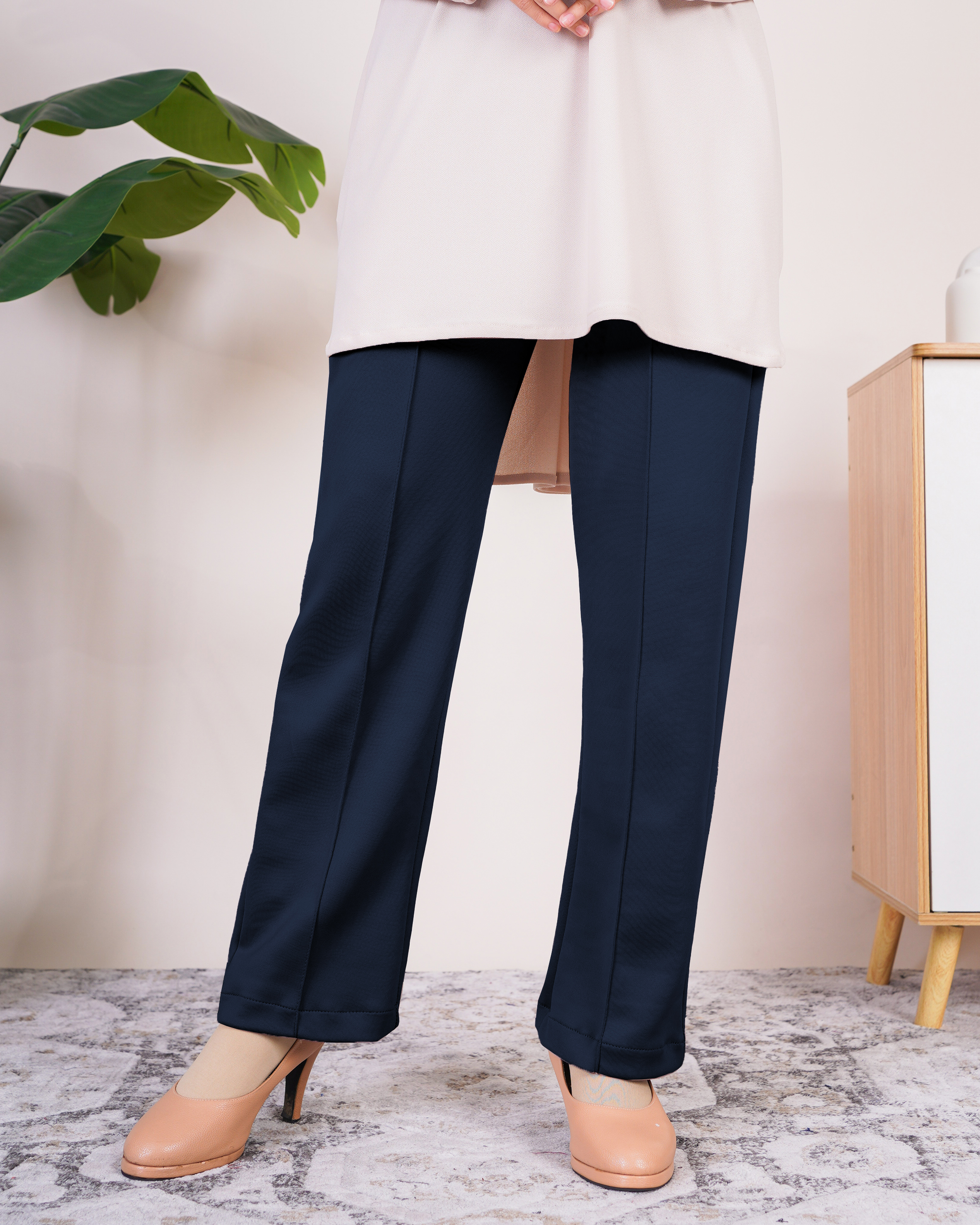 Pants Lova