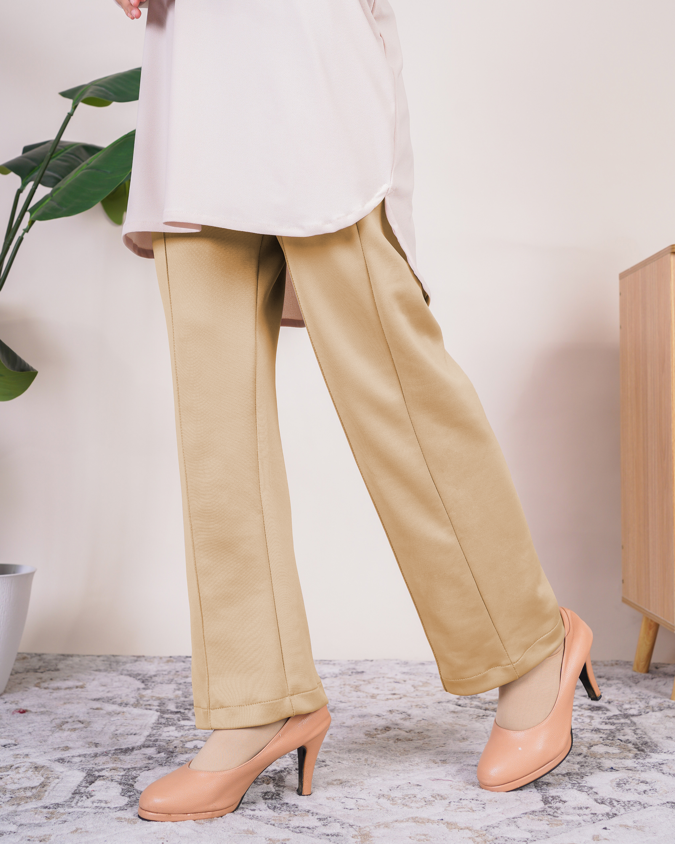 Pants Lova