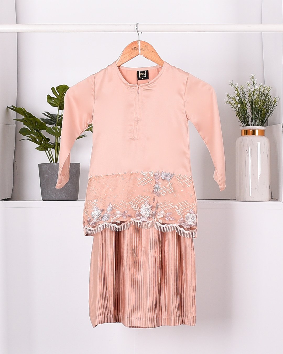 Baju Kurung Lace Pleated Aeni Kids - Gold Dust