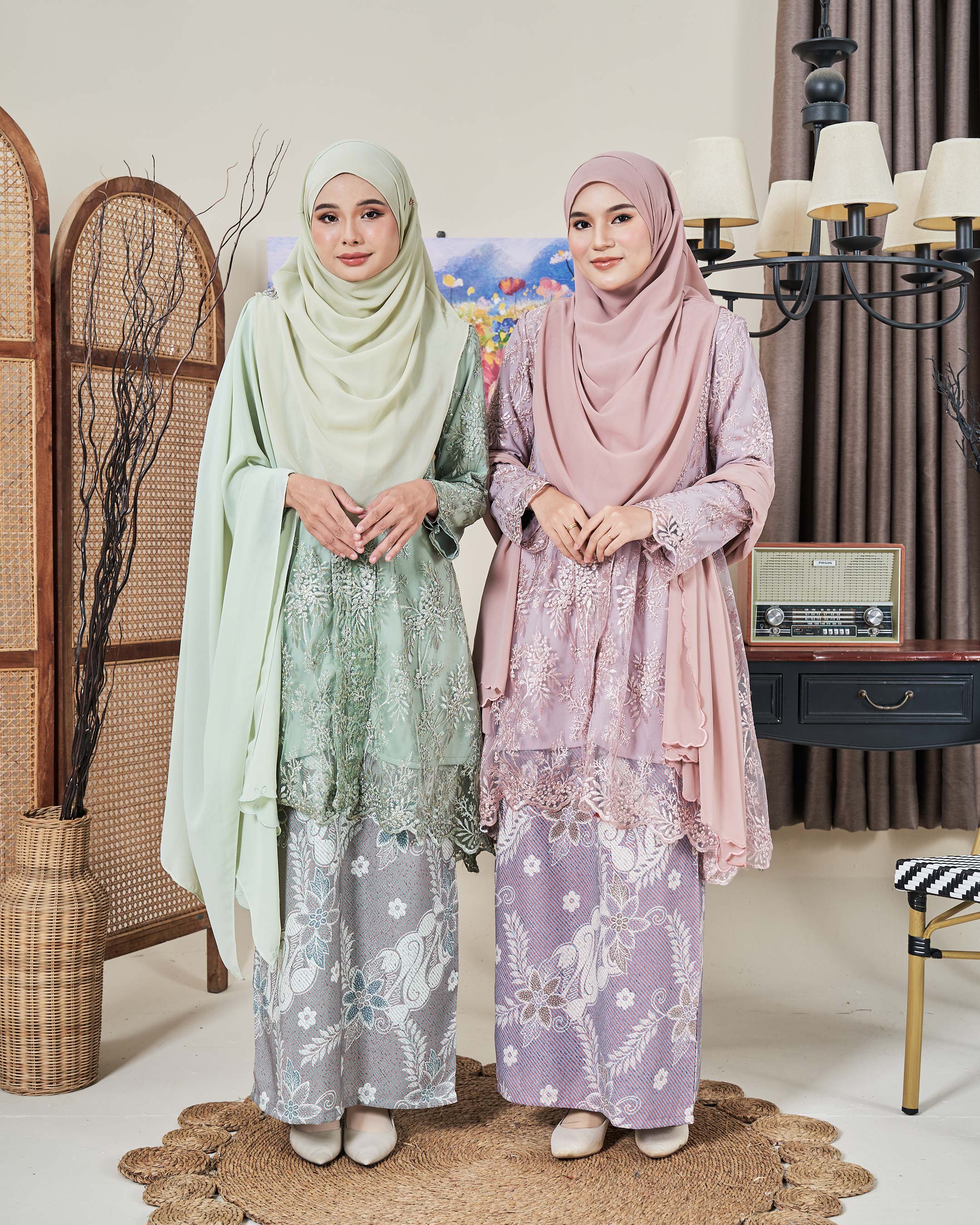 Baju Kebarung Batik Lace Akasia - Sage Green