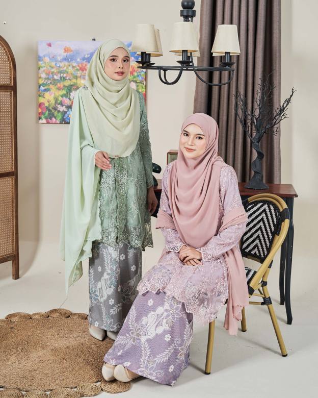 Baju Kebarung Batik Lace Akasia - Pink Periwinkle
