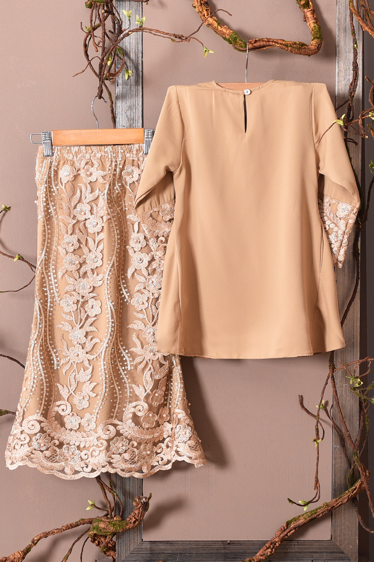 Baju Kurung Lace Avra Kids - Thai Tea
