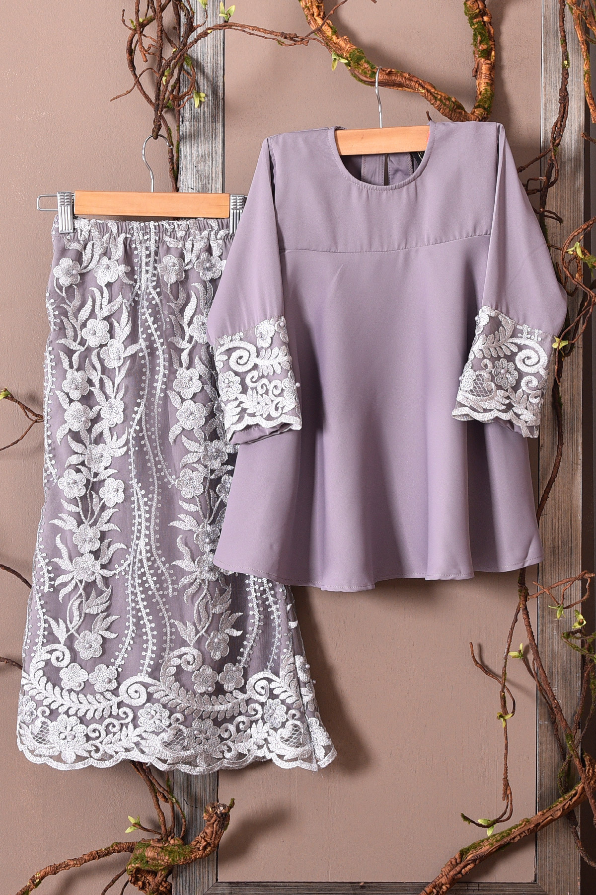 Baju Kurung Lace Avra Kids - Pewter Grey