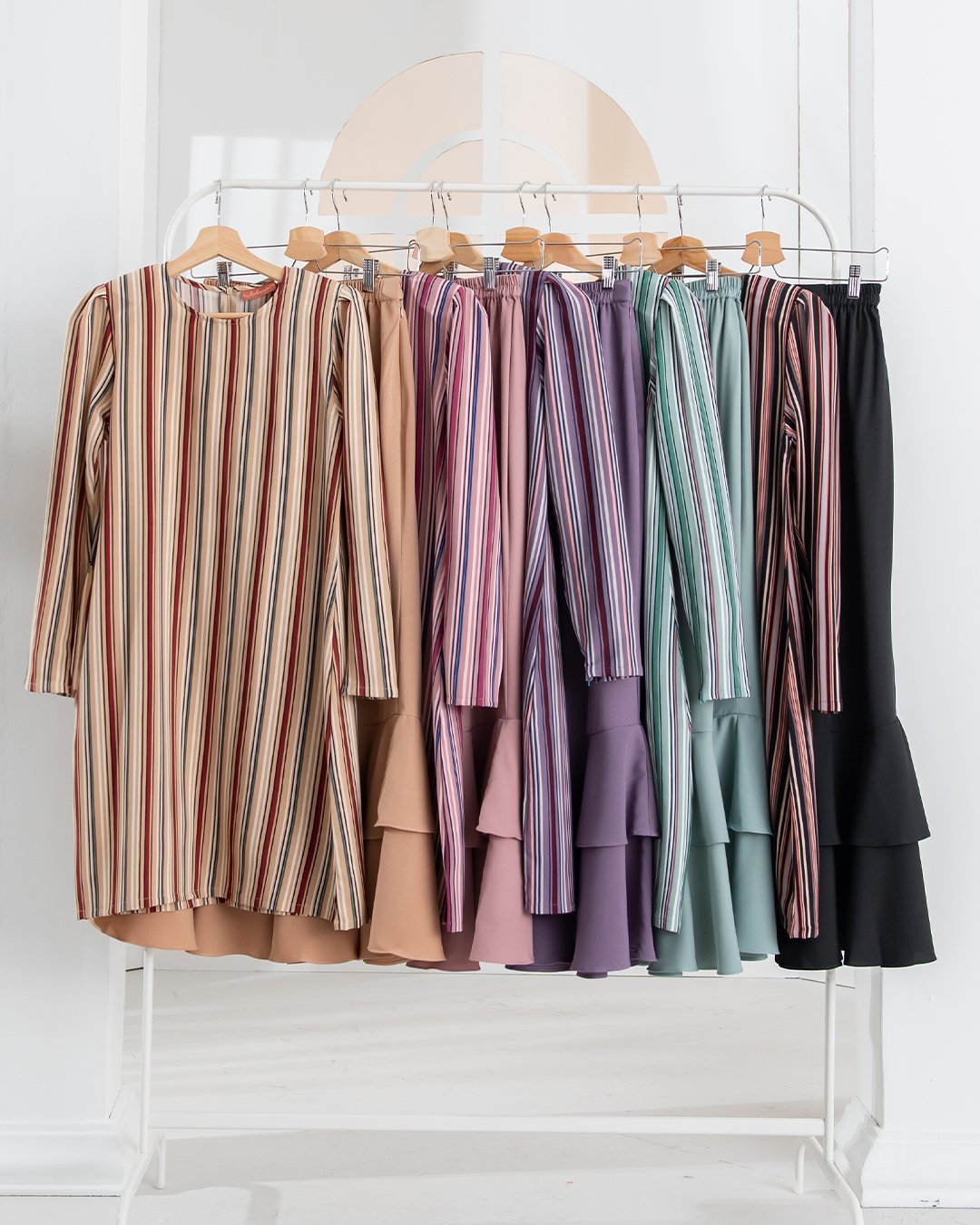 Baju Kurung Moden Puffy Luna Laluna X MCC – Sandy Nude