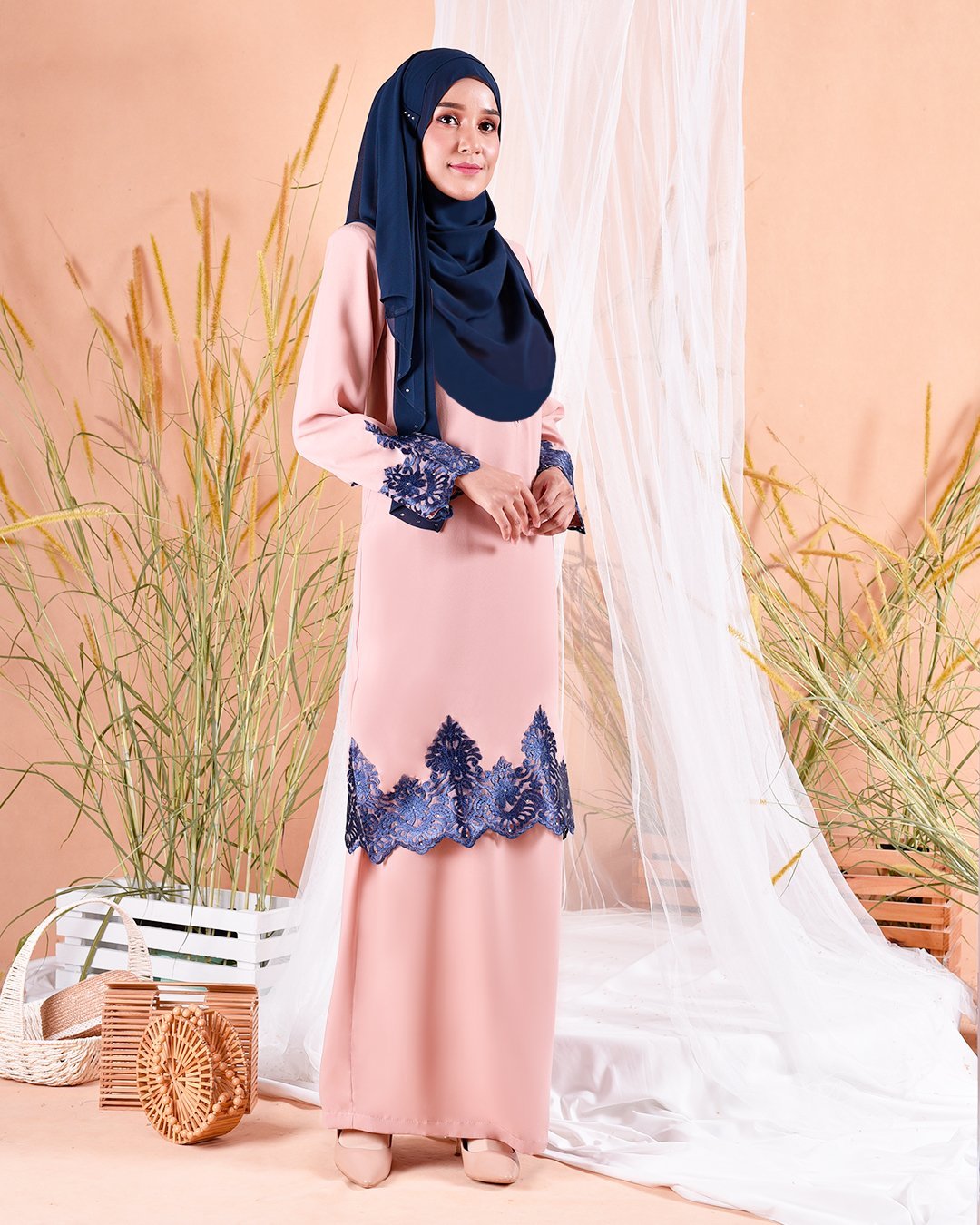 Baju Kurung Lace Royal Maya - Ice Peach