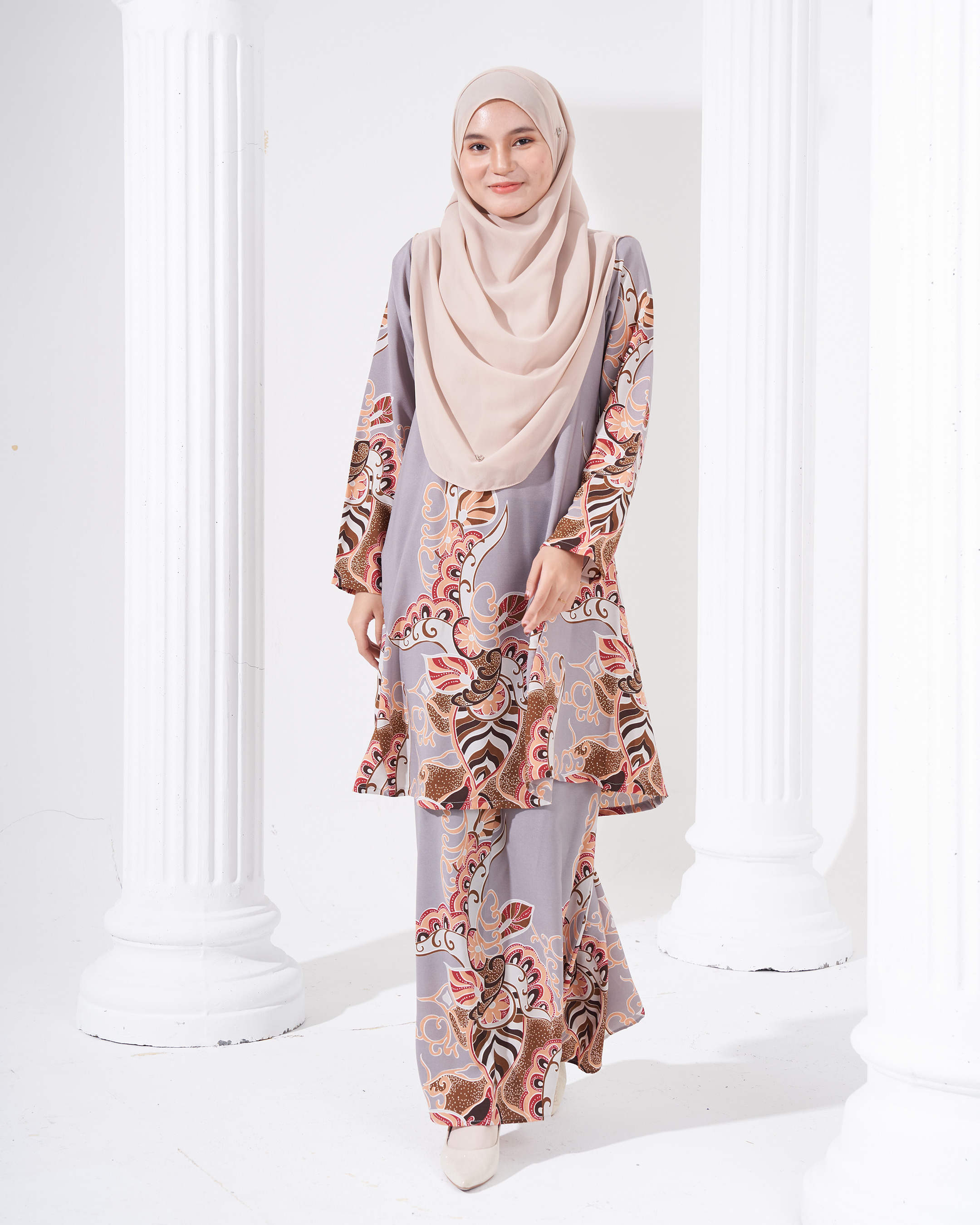 Baju Kurung Batik Pahang Sultanah 
