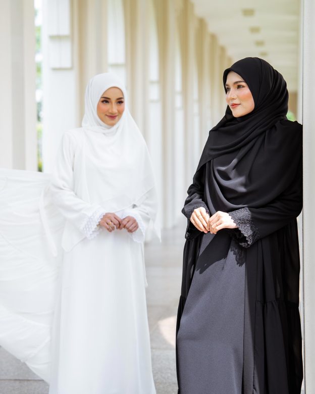 Dress Cardi Ruffle Rumaisa - Matte Black