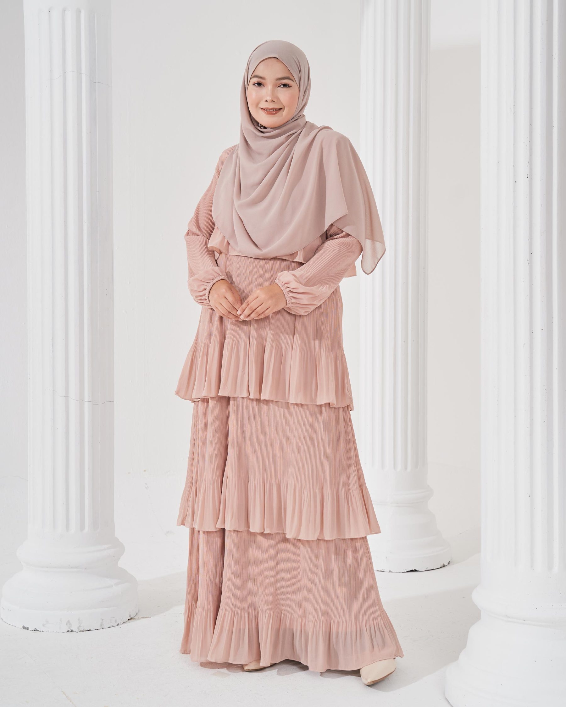 Dress Pleated Herisa - Soft Beige