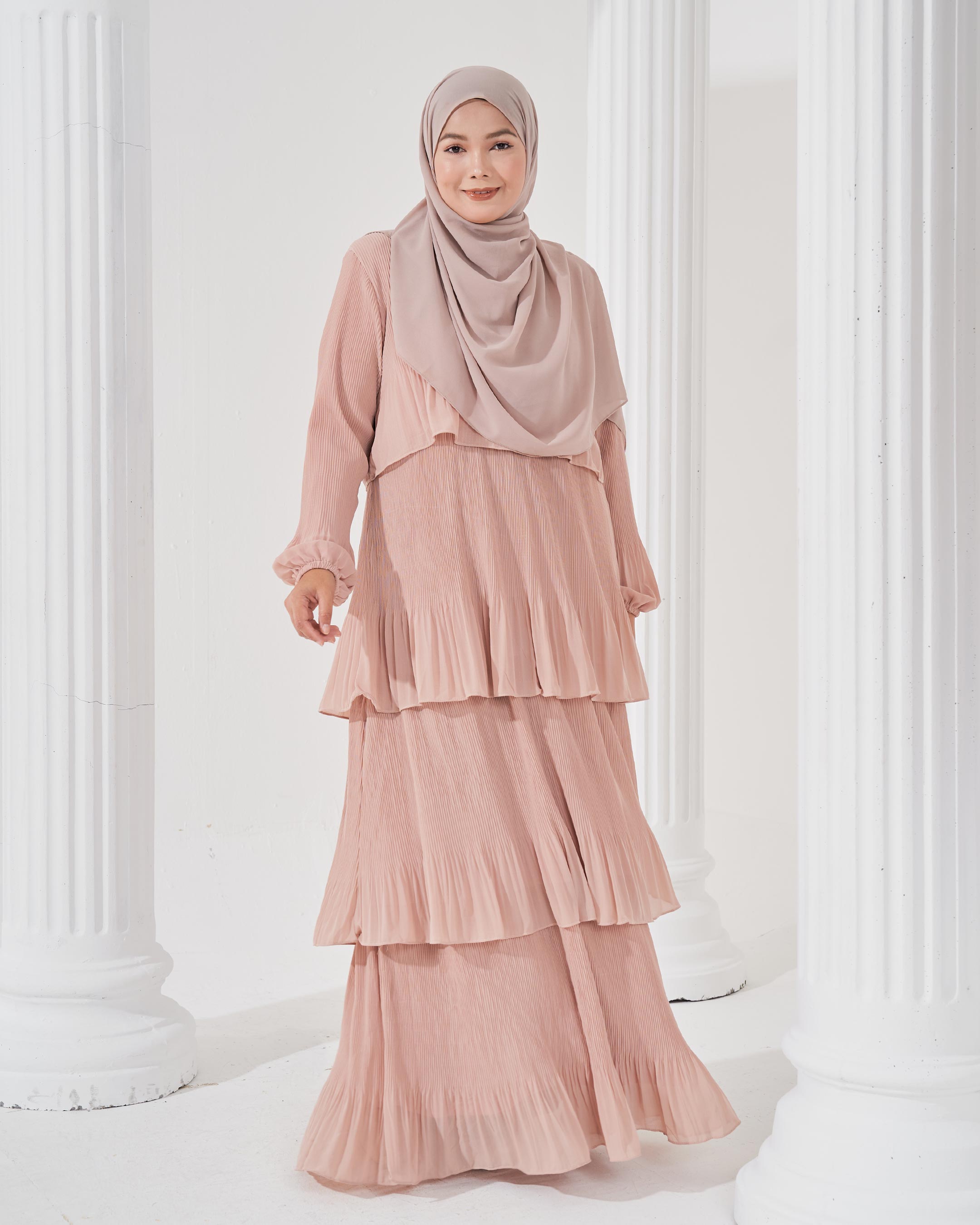 Dress Pleated Herisa - Soft Beige