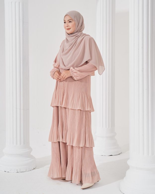 Dress Pleated Herisa - Soft Beige