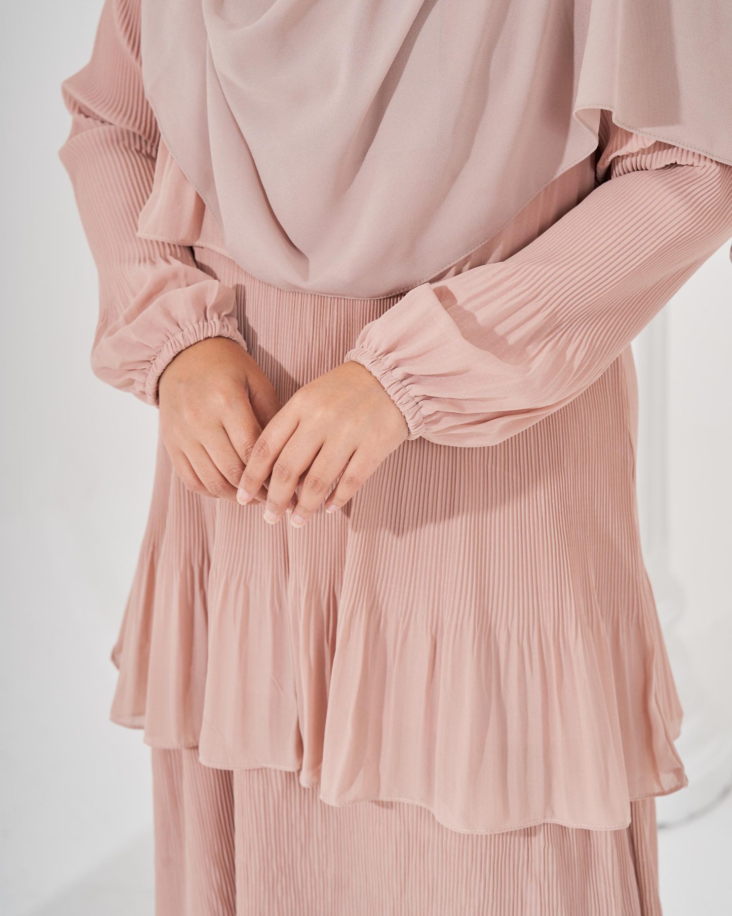 Dress Pleated Herisa - Soft Beige