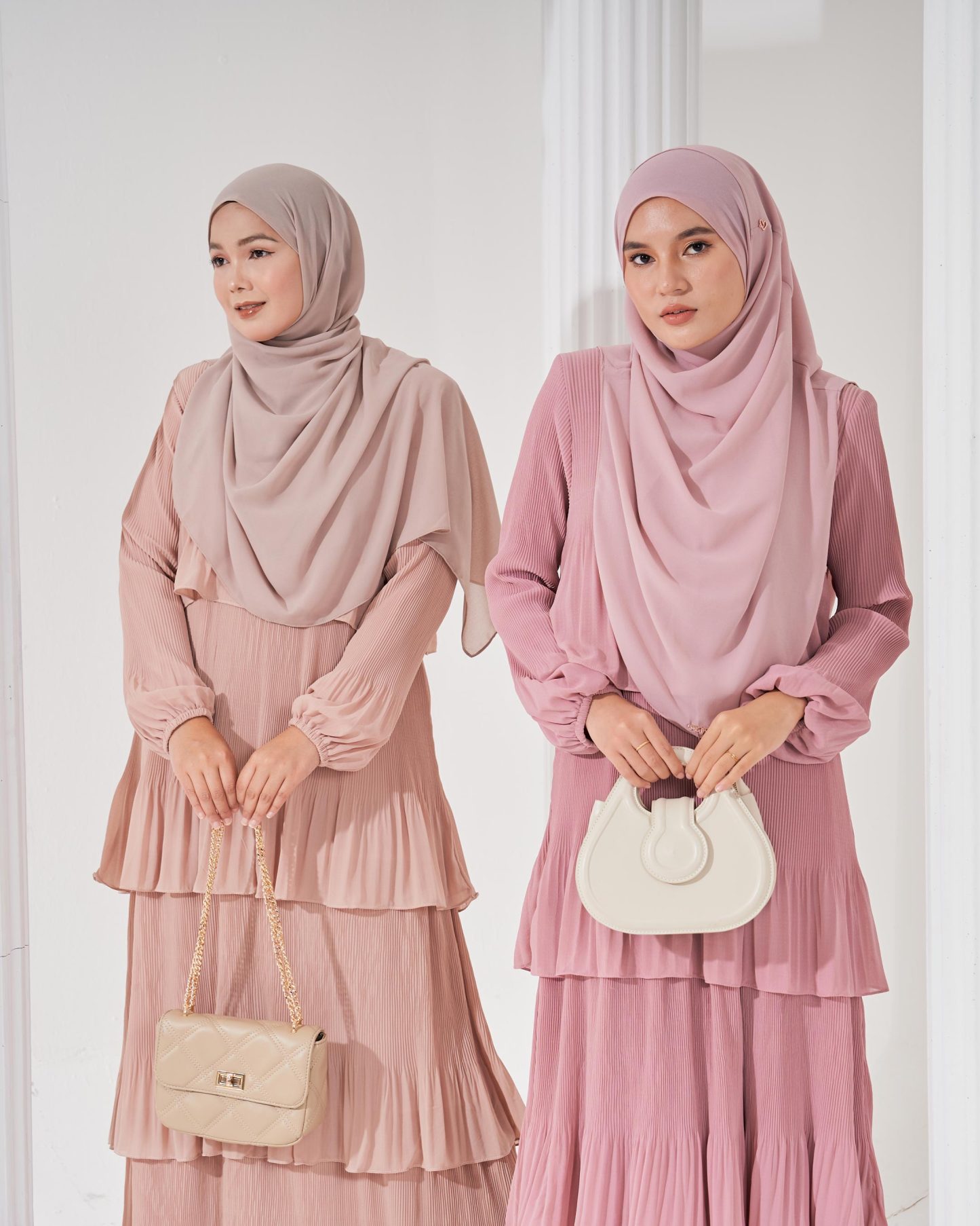 Dress Pleated Herisa - Soft Beige