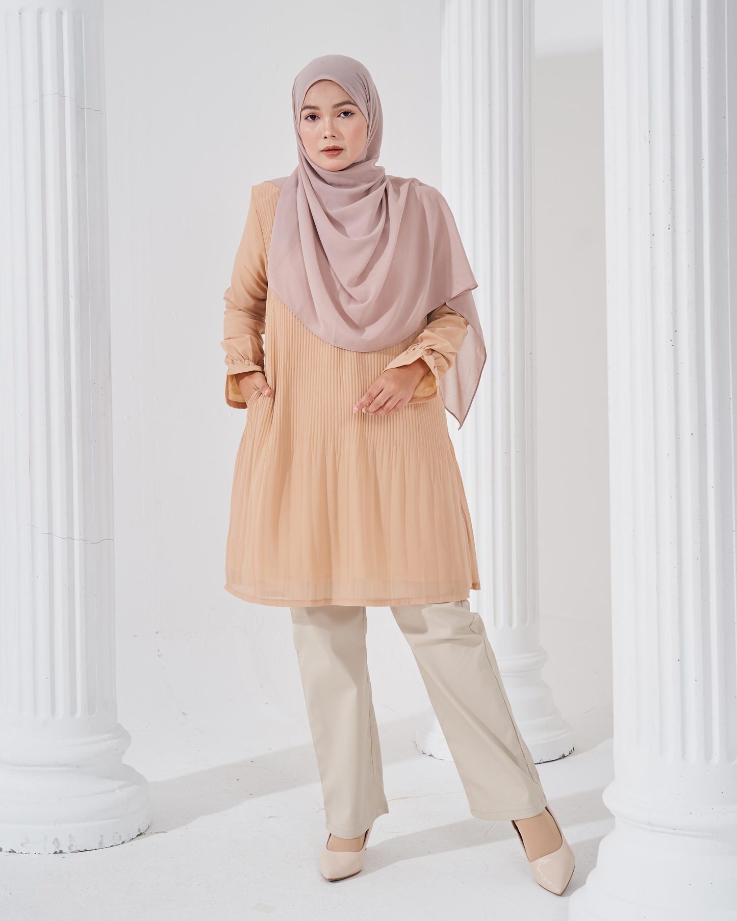 Blouse Pleated Heqira - Wheat Nude